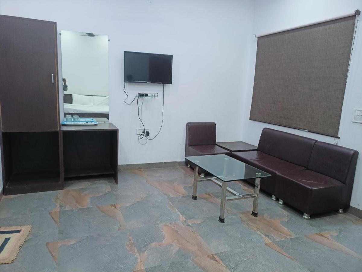 Nisarg Resort Jabalpur Esterno foto