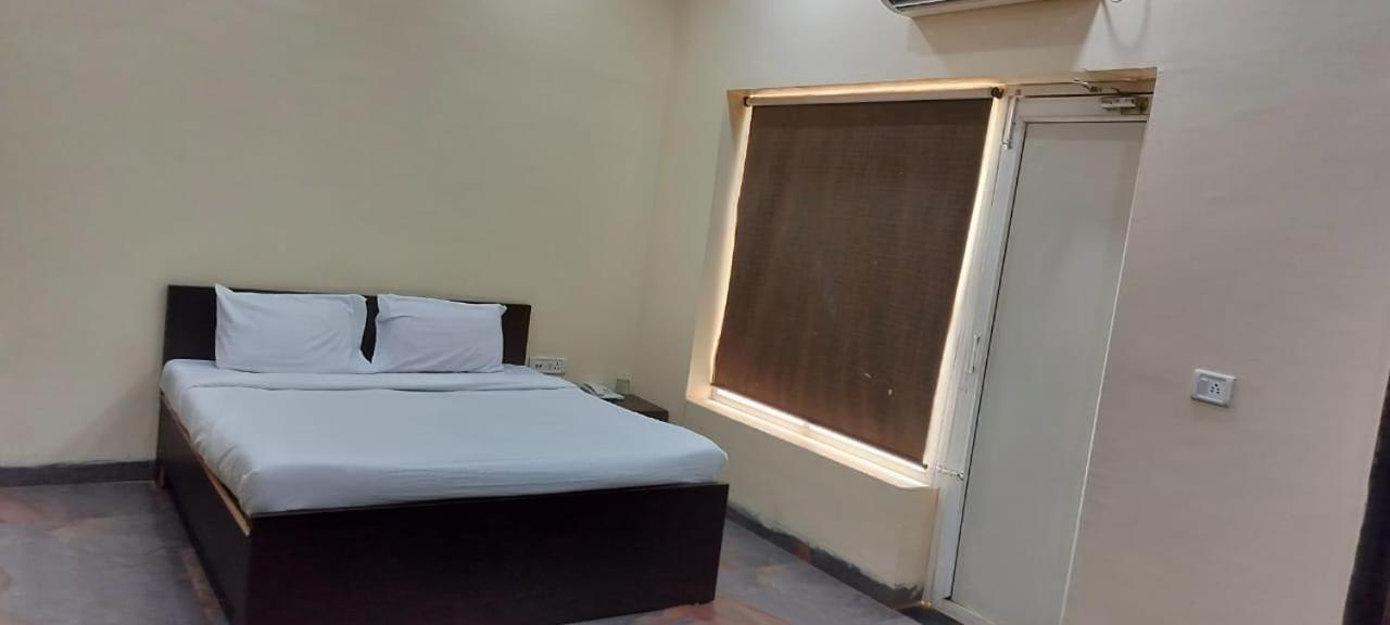Nisarg Resort Jabalpur Esterno foto
