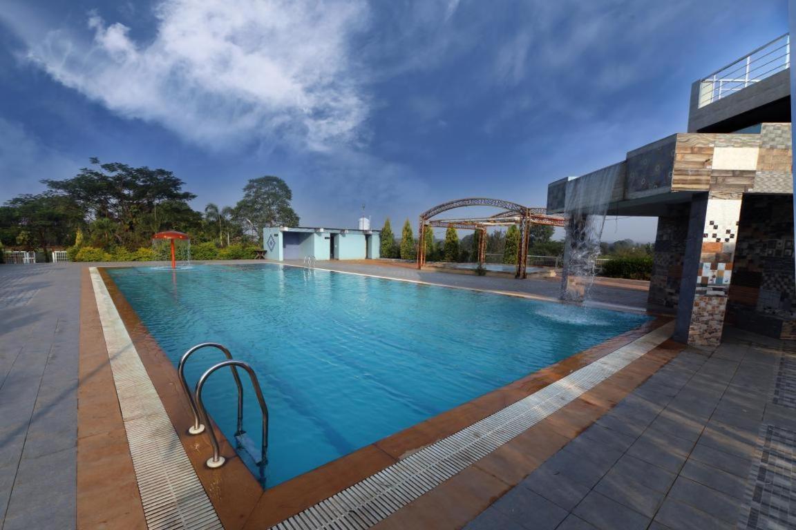 Nisarg Resort Jabalpur Esterno foto
